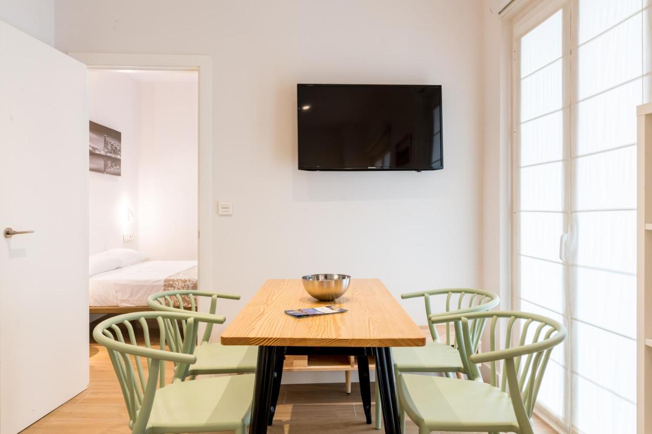 Santa Barbara Central Suites, Sevilla Bagian luar foto